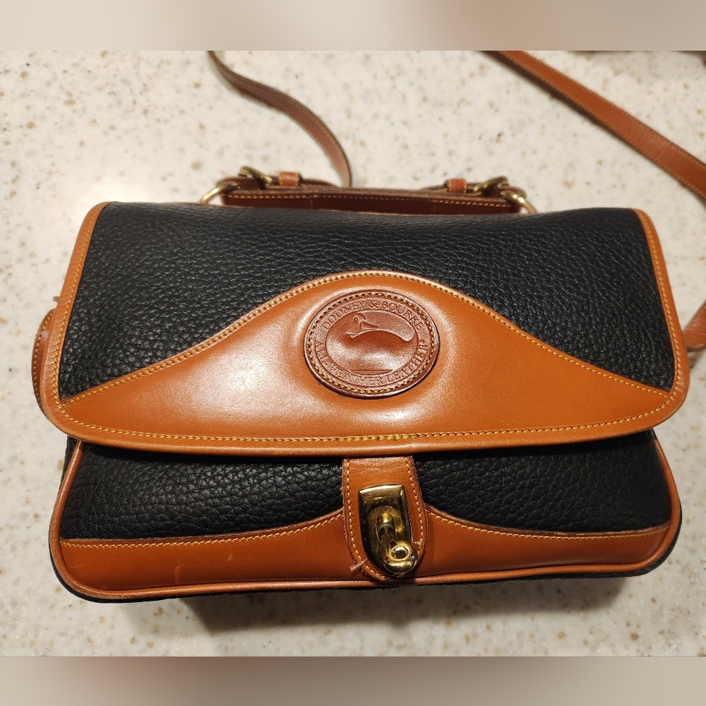 Vintage Dooney & Bourke blue/tan top Handle crossbody bag with gold hardware